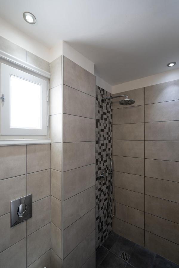 White Lily Suites & Lofts - Adults Only 16 Plus Perivolos  Exteriér fotografie