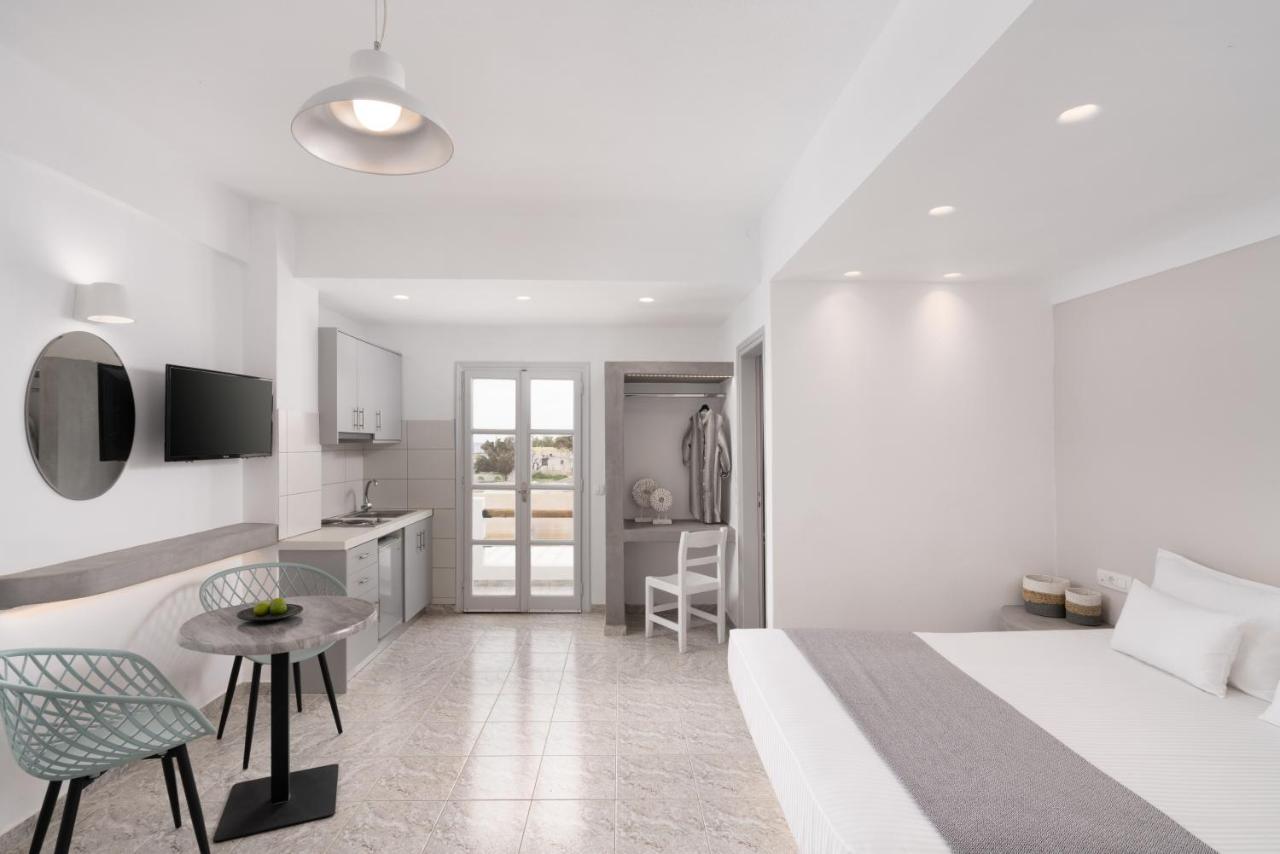White Lily Suites & Lofts - Adults Only 16 Plus Perivolos  Exteriér fotografie
